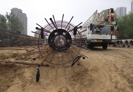 联华检测--安装钢筋应力计桩基钢筋笼 